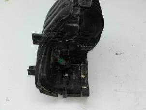 Used Intake manifold Kia Sportage (QL) 1.6 CRDi 16V 116 Price € 249,00 Margin scheme offered by Autobedrijf G.H. Wessel B.V.