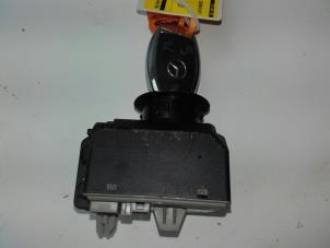 Used Remote control kit Mercedes CLA (117.3) 2.2 CLA-220 CDI, d 16V Price on request offered by Autobedrijf G.H. Wessel B.V.
