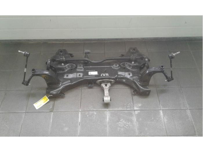 Usagé Faux châssis Kia Ceed (CDB5/CDBB) 1.4i 16V Prix € 131,25 Règlement à la marge proposé par Wessel Parts & Service B.V.