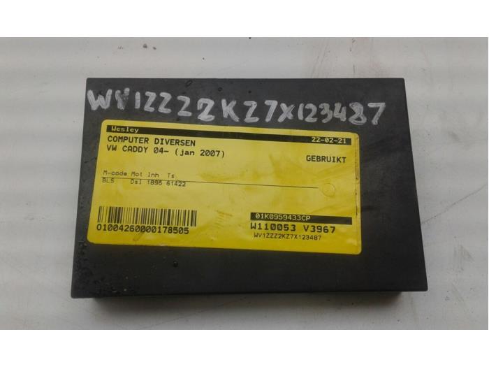 Usagé Ordinateur divers Volkswagen Caddy III (2KA,2KH,2CA,2CH) 1.9 TDI Prix € 61,95 Règlement à la marge proposé par Wessel Parts & Service B.V.