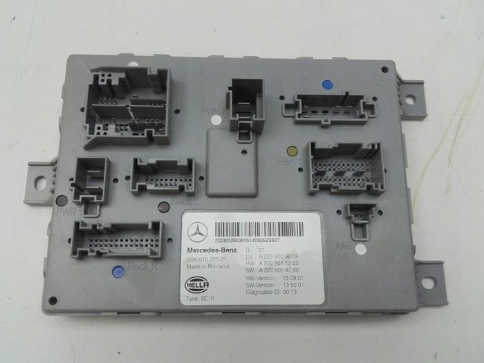 Używane Modul Comfort Mercedes C Estate (S205) C-200 BlueTEC, C-200 d 1.6 16V Cena € 103,95 Procedura marży oferowane przez Wessel Parts & Service B.V.
