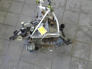 Used Gearbox Peugeot 2008 (UD/UK/UR/US/UX) 1.2 VTi 12V PureTech 130 Price on request offered by Autobedrijf G.H. Wessel B.V.
