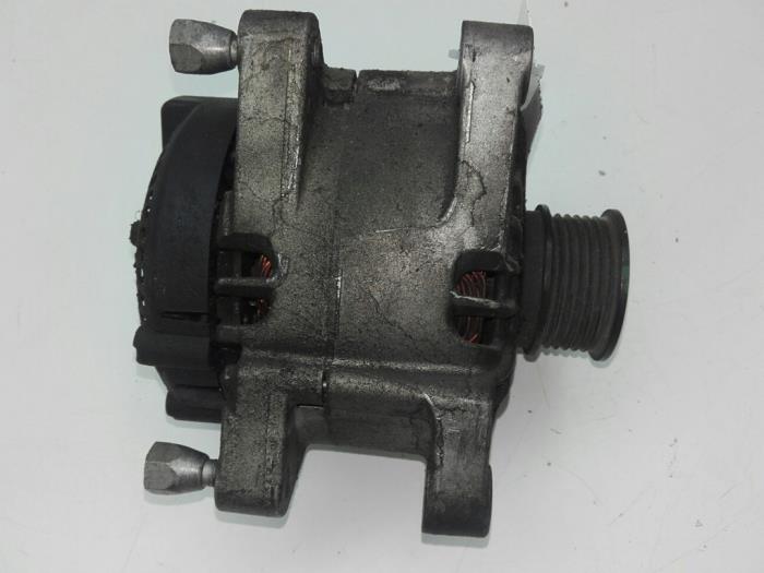 Dynamo van een Ford Fiesta 6 (JA8) 1.4 TDCi Van 2011