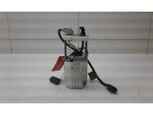 Used Electric fuel pump Opel Karl 1.0 12V Price € 79,00 Margin scheme offered by Autobedrijf G.H. Wessel B.V.