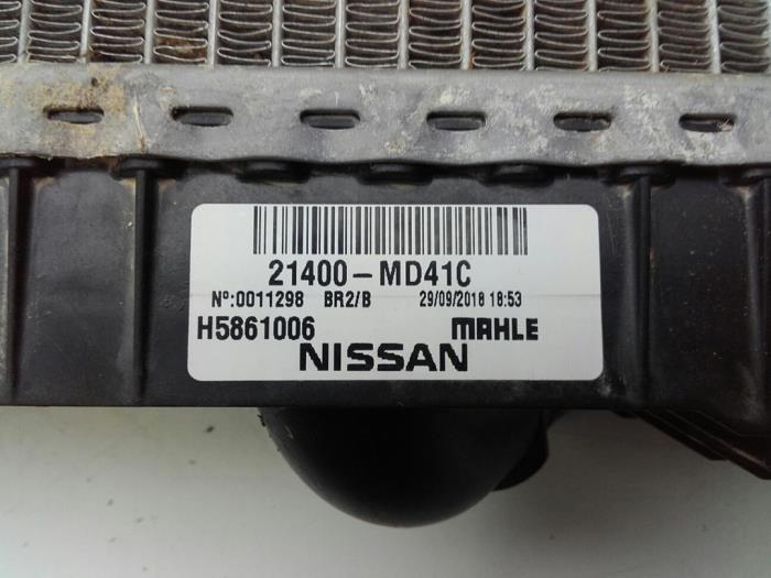 Radiateur d'un Nissan NT 400 Cabstar 3.0 DCI 35.13 2018