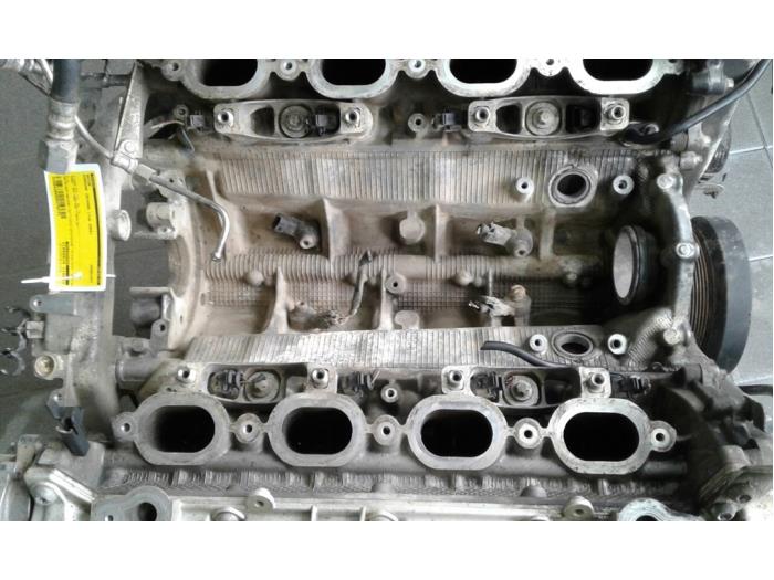 Engine from a Porsche Cayenne (9PA) 4.8 V8 32V GTS 2008