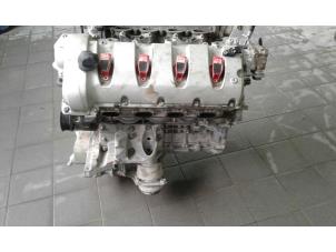 Motor van een Porsche Cayenne (9PA) 4.8 V8 32V GTS 2008