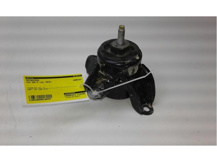 Used Engine mount Kia Cee'd (JDB5) 1.4 CRDi 16V Price € 51,45 Margin scheme offered by Wessel Parts & Service B.V.