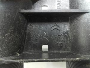Intercooler Rohr van een Vauxhall Grandland/Grandland X 1.6 CDTi 120 2018