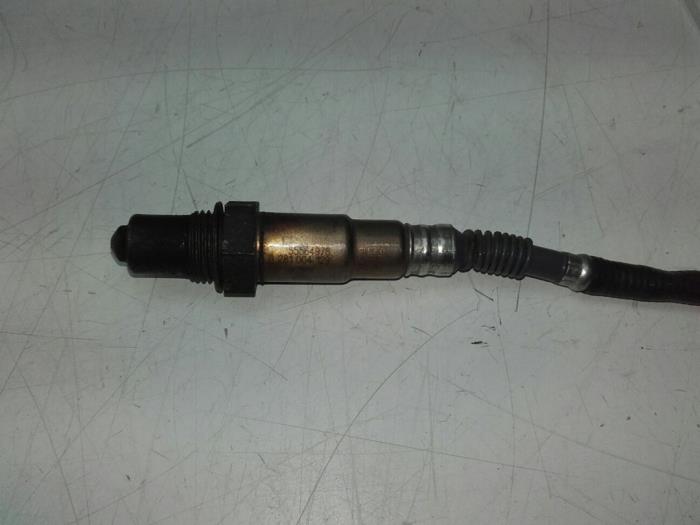 Lambda probe from a Opel Corsa D 1.3 CDTi 16V ecoFLEX 2011