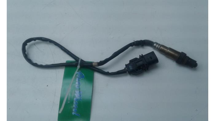 Lambda probe from a Volkswagen Passat (3C2) 2.0 TDI 16V Bluemotion 2010