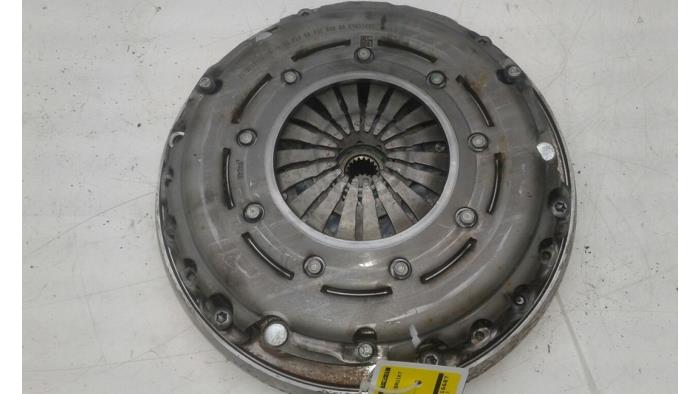 Gebrauchte Schwungrad Opel Corsa F (UB/UH/UP) 1.2 Turbo 12V 100 Preis € 261,45 Margenregelung angeboten von Wessel Parts & Service B.V.