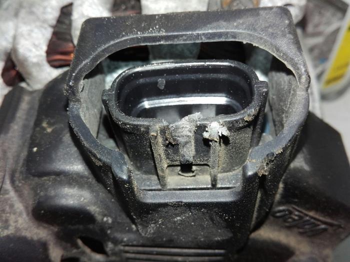 Begagnade Dynamo Hyundai iX20 (JC) 1.4i 16V LPG Pris € 93,45 Marginaltabell erbjuds av Wessel Parts & Service B.V.