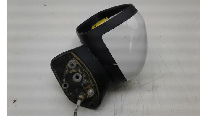 Wing mirror, left from a Opel Crossland (X) 1.2 12V 2020