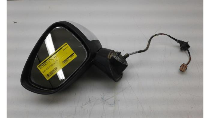 Wing mirror, left from a Opel Crossland (X) 1.2 12V 2020
