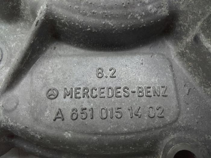 Tapa de distribución de un Mercedes-Benz Sprinter 3,5t (906.63) 313 CDI 16V 2014