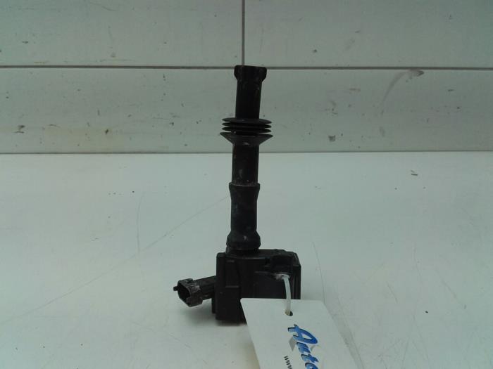 Usagé Bobine Citroen C3 Aircross I (2C/2R) 1.2 e-THP PureTech 110 Prix € 47,25 Règlement à la marge proposé par Wessel Parts & Service B.V.