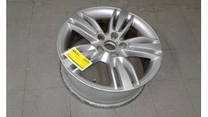 Used Wheel Audi Q3 (8UB/8UG) 2.0 TDI 16V 177 Price € 125,00 Margin scheme offered by Autobedrijf G.H. Wessel B.V.