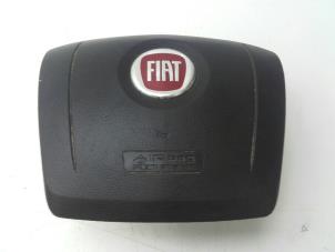 Usagé Airbag gauche (volant) Fiat Ducato (250) 2.0 D 115 Multijet Prix € 199,00 Règlement à la marge proposé par Autobedrijf G.H. Wessel B.V.