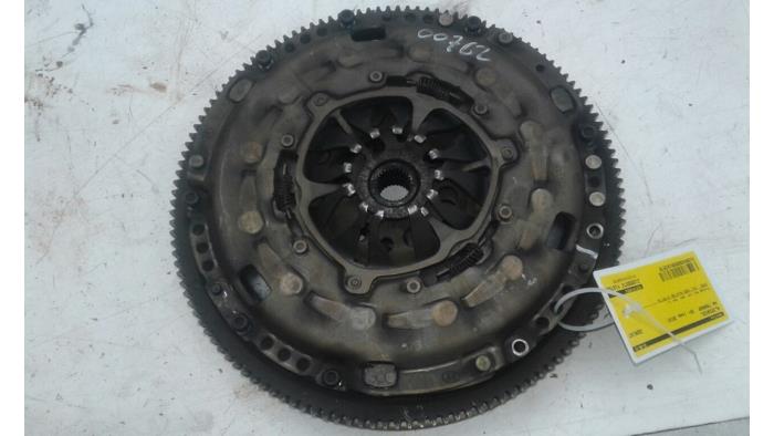 Used Flywheel Volkswagen Transporter T6 2.0 TDI Price € 261,45 Margin scheme offered by Wessel Parts & Service B.V.
