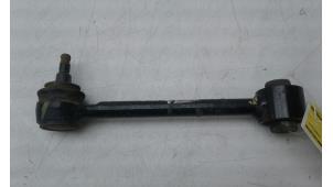 Used Rear wishbone, right Kia Cee'd (JDB5) 1.4 CRDi 16V Price € 49,00 Margin scheme offered by Autobedrijf G.H. Wessel B.V.