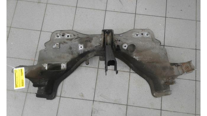 Begagnade Underram Renault Twingo (C06) Pris € 156,45 Marginaltabell erbjuds av Wessel Parts & Service B.V.