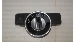 Gebrauchte Licht Schalter Mercedes A (W176) 2.2 A-220 CDI 16V Preis € 29,00 Margenregelung angeboten von Autobedrijf G.H. Wessel B.V.