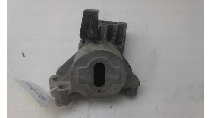 Gebrauchte Motorlager Fiat Doblo (263) 1.3 D Multijet Euro 4 Preis € 47,25 Margenregelung angeboten von Wessel Parts & Service B.V.