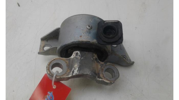 Engine mount Opel Corsa E, 2014 1.4 16V Bi-Fuel, Hatchback, 1.398cc, 64kW (87pk), FWD, B14XEL, 2015-11 (Used)