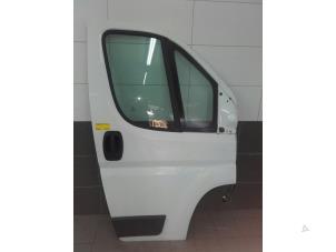 Gebrauchte Tür 2-türig rechts Peugeot Boxer (U9) 2.2 HDi 110 Euro 5 Preis € 299,00 Margenregelung angeboten von Autobedrijf G.H. Wessel B.V.