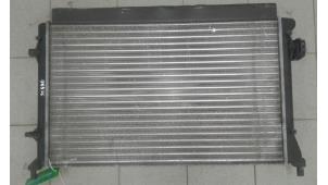 Usagé Radiateur d'eau Volkswagen Golf VI (5K1) 1.4 16V Prix € 89,00 Règlement à la marge proposé par Autobedrijf G.H. Wessel B.V.