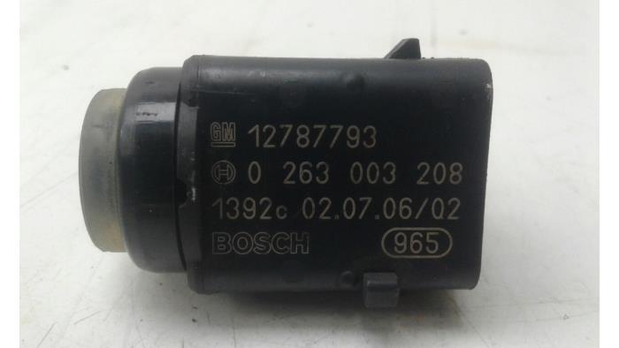 Sensor PDC de un Opel Signum (F48) 2.2 direct 16V 2006