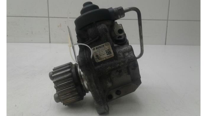 Gebrauchte Dieselpumpe Volkswagen Passat Alltrack (365) 2.0 TDI 16V 140 4Motion Preis € 208,95 Margenregelung angeboten von Wessel Parts & Service B.V.