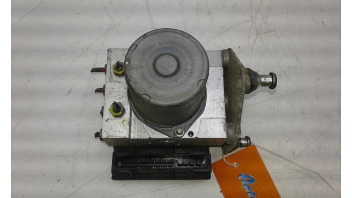 Gebrauchte ABS Pumpe Mercedes Sprinter 3,5t (906.63) 309 CDI 16V Preis € 103,95 Margenregelung angeboten von Wessel Parts & Service B.V.