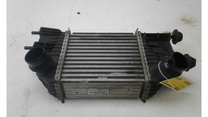 Usados Intercooler Nissan Note (E12) 1.5 dCi 90 Precio € 156,45 Norma de margen ofrecido por Wessel Parts & Service B.V.