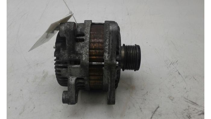Usagé Dynamo Nissan Note (E12) 1.5 dCi 90 Prix € 103,95 Règlement à la marge proposé par Wessel Parts & Service B.V.