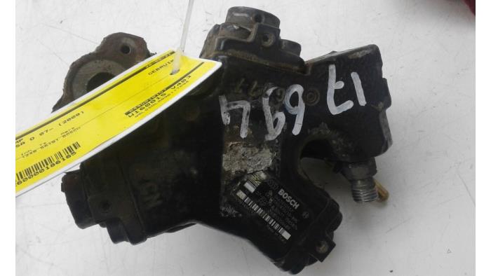 Usagé Pompe diesel Opel Corsa D Prix € 208,95 Règlement à la marge proposé par Wessel Parts & Service B.V.