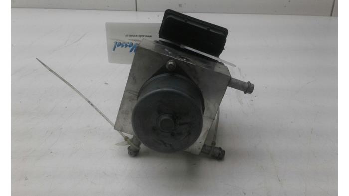Używane Pompa ABS Mini Mini (R56) 1.6 One D 16V Cena € 156,45 Procedura marży oferowane przez Wessel Parts & Service B.V.