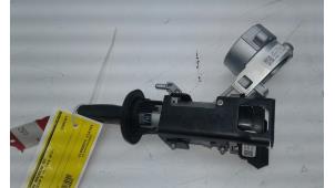 Used Remote control kit Opel Meriva 1.4 Turbo 16V ecoFLEX Price on request offered by Autobedrijf G.H. Wessel B.V.