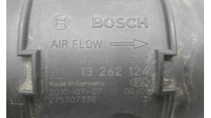 Luftflödesmätare från en Opel Meriva (B) 1.4 Turbo 16V ecoFLEX 2010