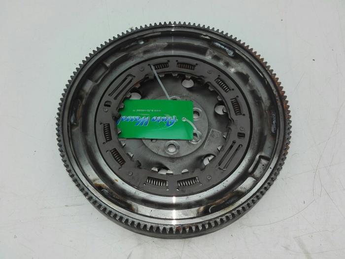 Used Flywheel Volkswagen Golf VIII (CD1) 1.5 eTSI 16V Price € 72,45 Margin scheme offered by Wessel Parts & Service B.V.
