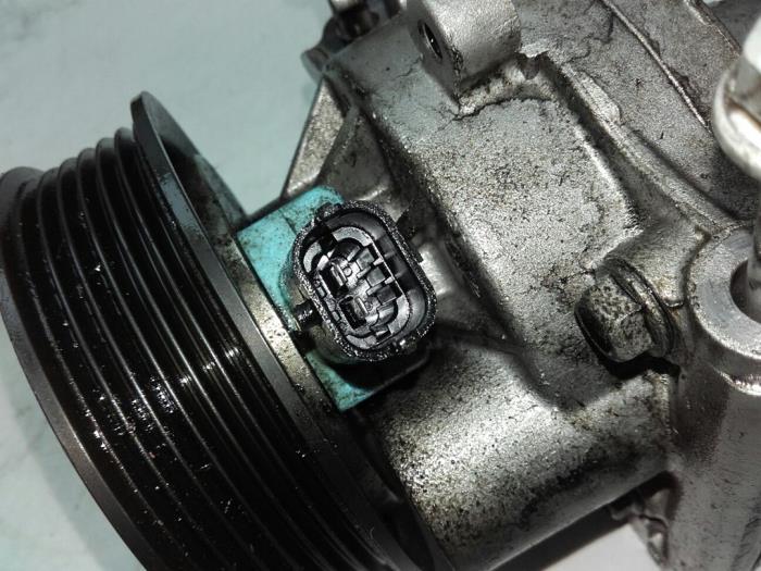 Water pump Opel Insignia Sports Tourer 1.6 CDTI 16V 55496778 B16DTH