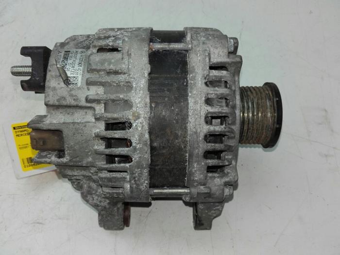 Usagé Dynamo Mercedes Vito (447.6) 1.6 111 CDI 16V Prix € 187,95 Règlement à la marge proposé par Wessel Parts & Service B.V.