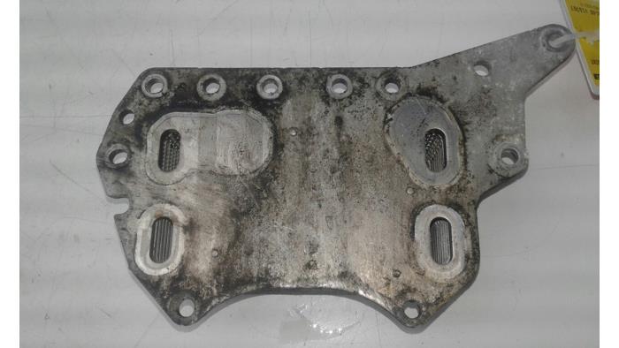 Gebrauchte Ölkühler Mercedes Vito (447.6) 1.6 111 CDI 16V Preis € 61,95 Margenregelung angeboten von Wessel Parts & Service B.V.