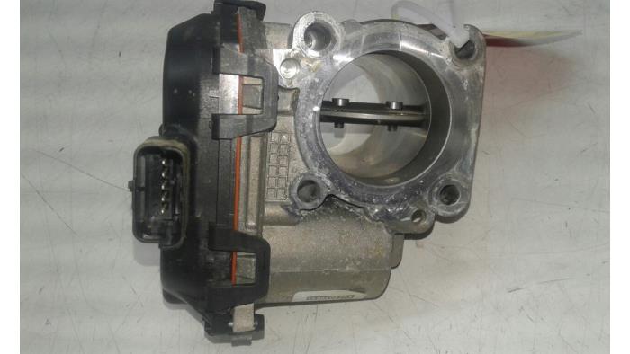 Usagé Boitier papillon Opel Crossland (X) 1.6 CDTi 120 Prix € 36,75 Règlement à la marge proposé par Wessel Parts & Service B.V.