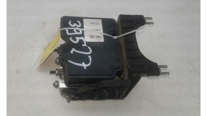 Begagnade ABS-pump Mercedes A (W176) 1.8 A-180 CDI 16V Autom. Pris € 183,75 Marginaltabell erbjuds av Wessel Parts & Service B.V.