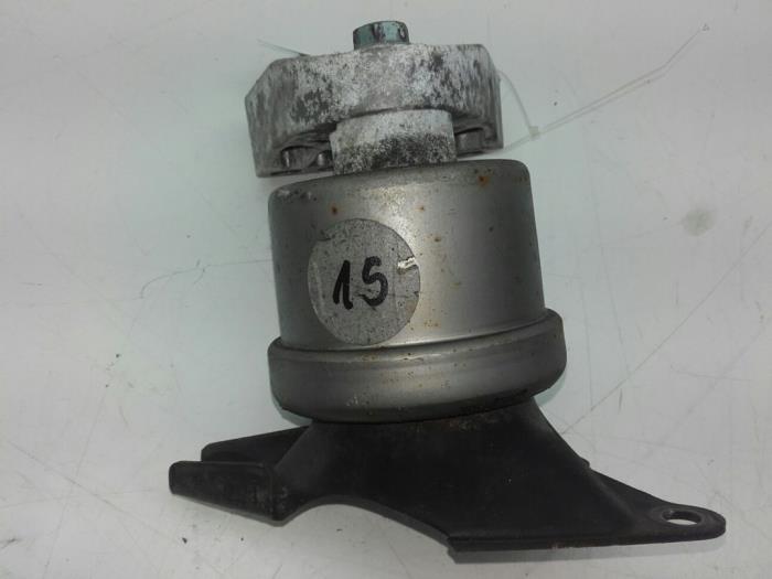 Gebrauchte Motorlager Volkswagen Transporter/Caravelle T5 1.9 TDi Preis € 51,45 Margenregelung angeboten von Wessel Parts & Service B.V.