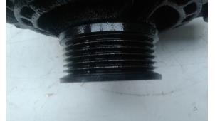 Dynamo van een Lancia Lybra SW 2.4 JTD 2003