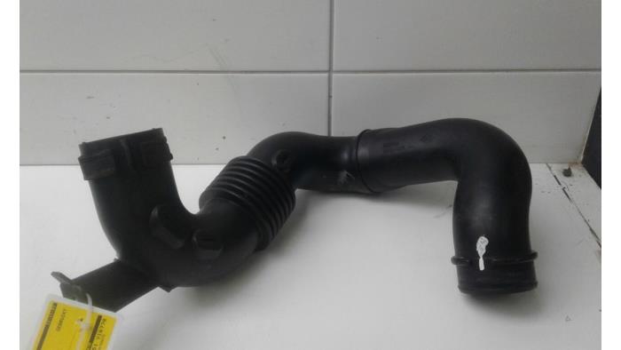 Gebrauchte Intercooler Rohr Renault Master III (FV) 2.3 dCi 125 16V FWD Preis € 51,45 Margenregelung angeboten von Wessel Parts & Service B.V.