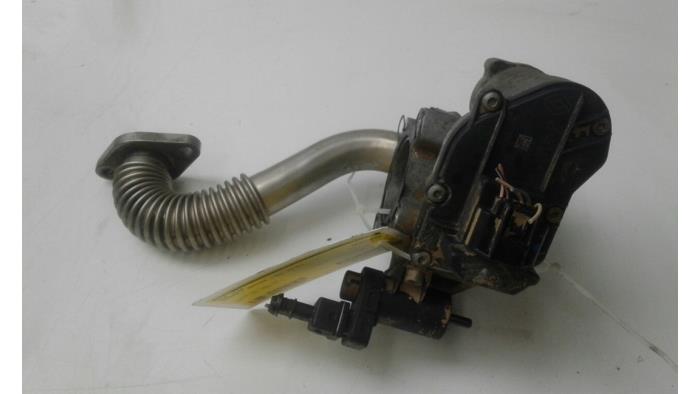 Gebrauchte AGR Ventil Renault Master III (FV) 2.3 dCi 125 16V FWD Preis € 44,10 Margenregelung angeboten von Wessel Parts & Service B.V.